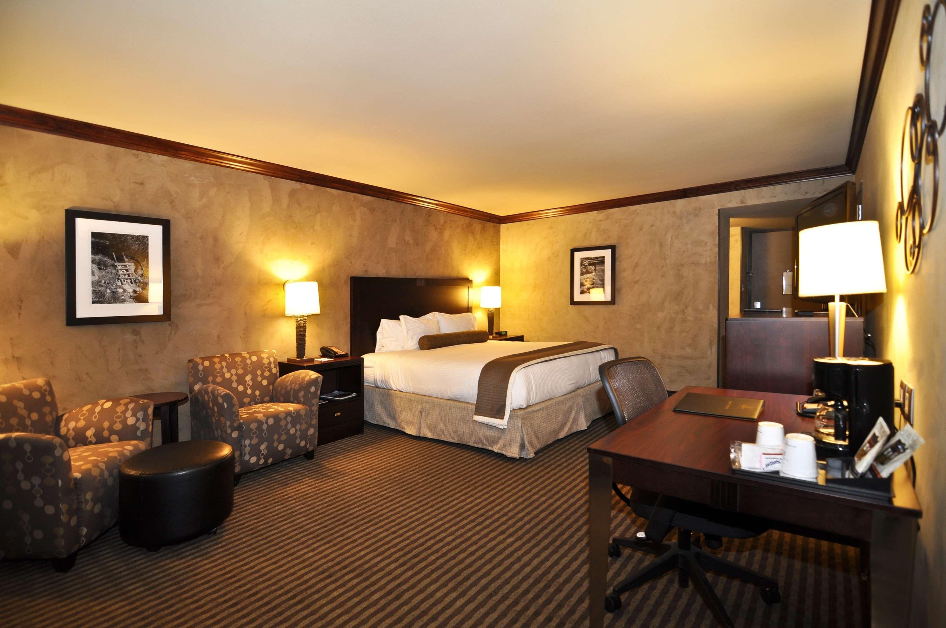 Best Western Plus Raton Hotel Ngoại thất bức ảnh