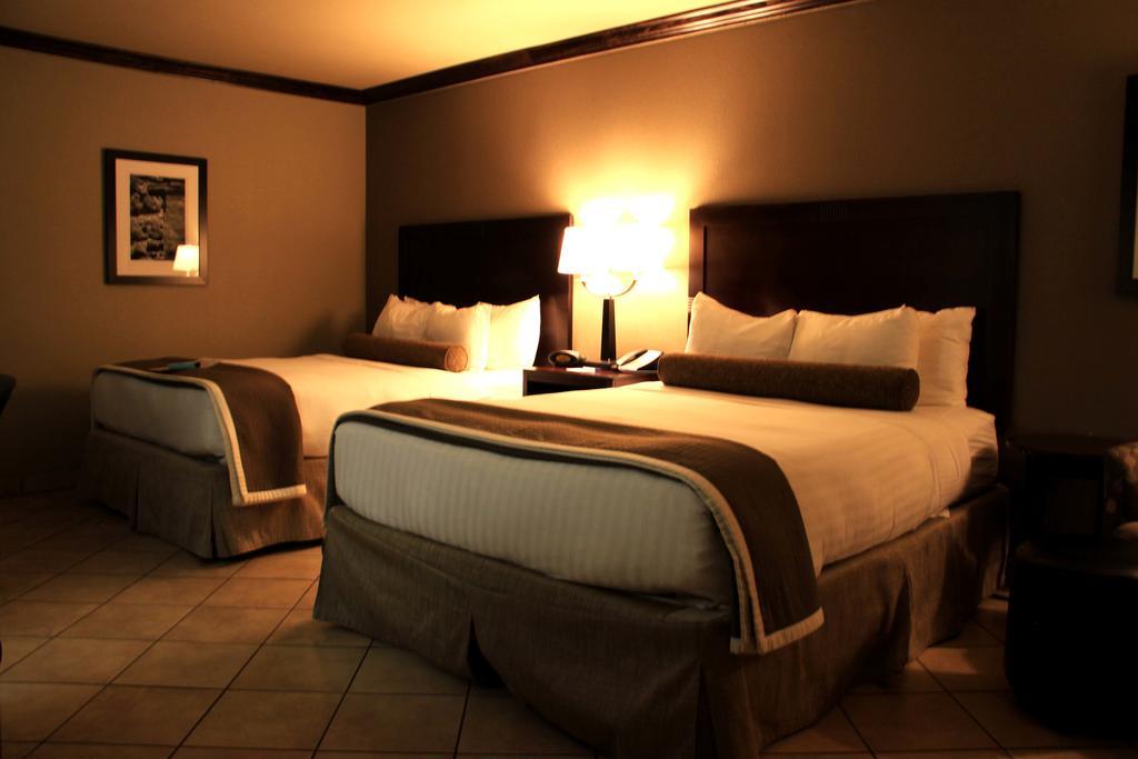 Best Western Plus Raton Hotel Ngoại thất bức ảnh